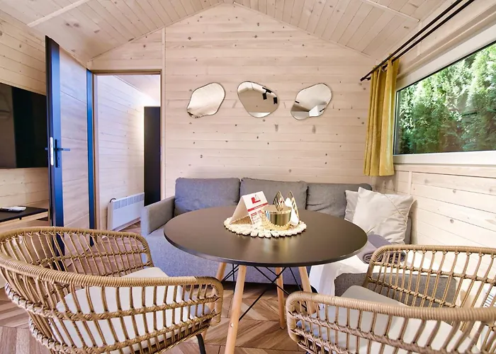 & منتزه العطل زاتور